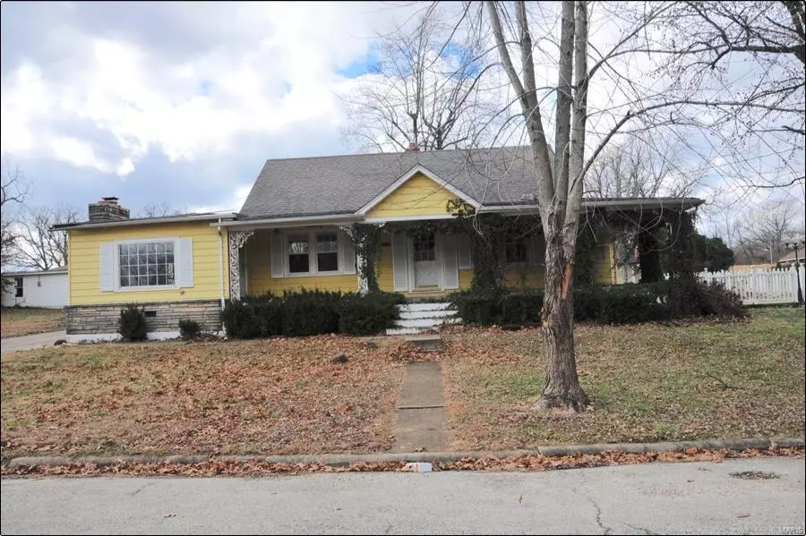 606 S. ALVARADO AVE, Belle, MO 65013