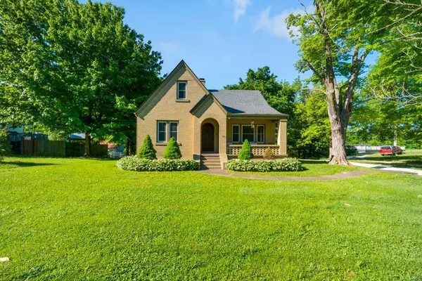805 Old Cape Road, Jackson, MO 63755