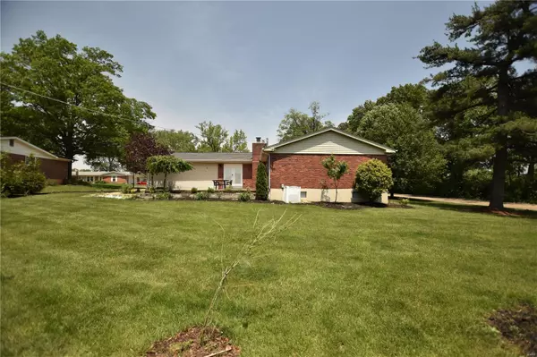 Ballwin, MO 63011,1080 Sagebrush Trail