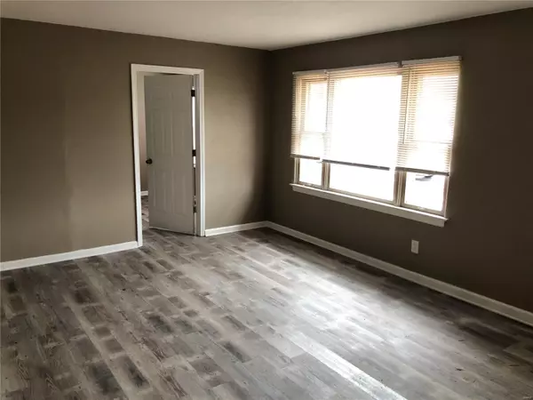 Unincorporated, MO 63136,9855 Lorna LN