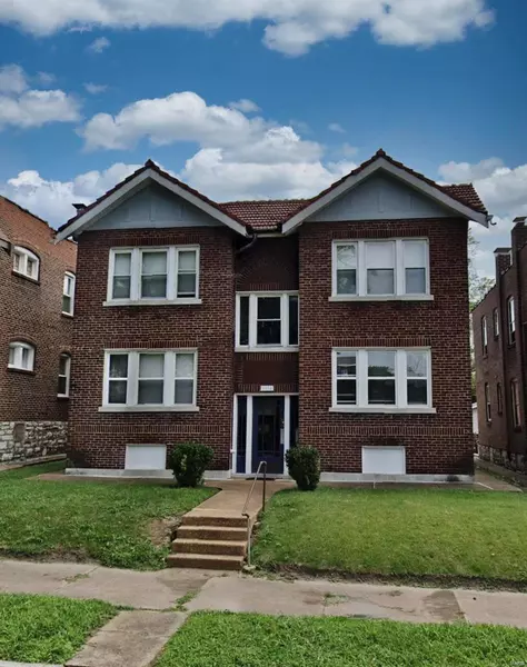 3314 Wyoming ST, St Louis, MO 63118