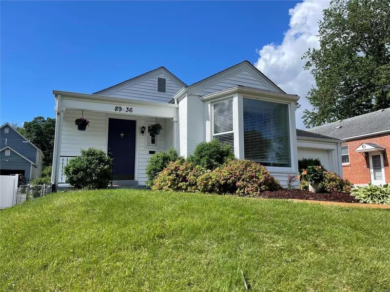 8936 Harrison, Brentwood, MO 63144