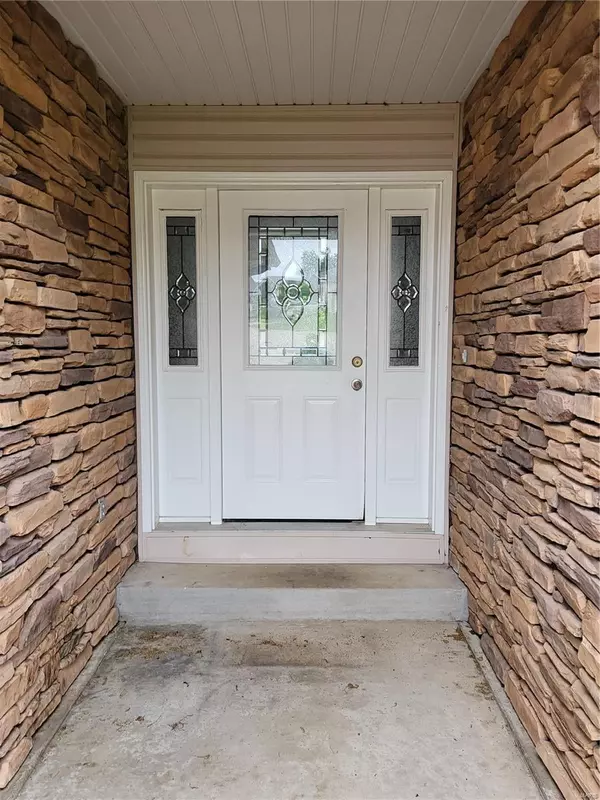 St Robert, MO 65584,110 Walnut CT