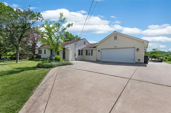 Herculaneum, MO 63048,1222 Scenic DR