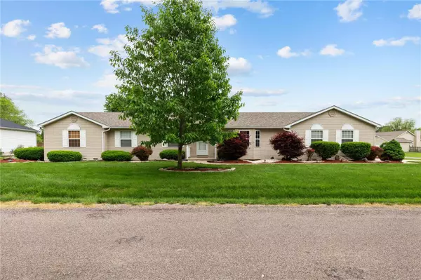 637 TAMARACH DR, Edwardsville, IL 62025