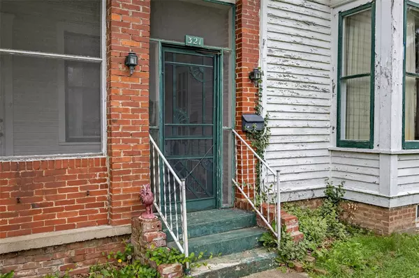 Lebanon, MO 65536,321 Taylor ST
