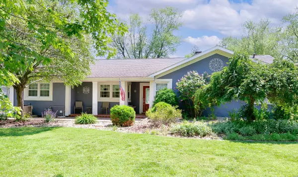 Troy, IL 62294,23 Lake DR