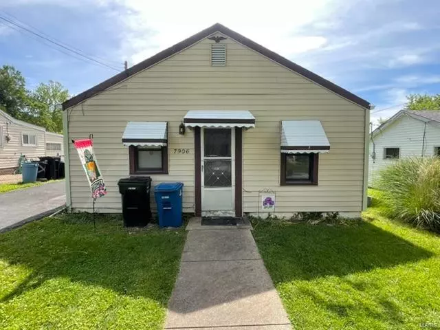 7906 Kingwood ST, Unincorporated, MO 63123