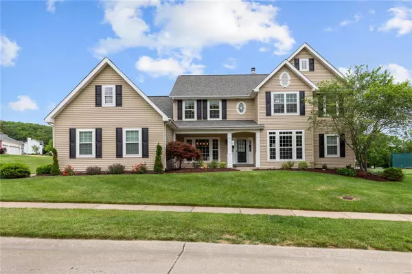 555 Southern Hills DR, Eureka, MO 63025