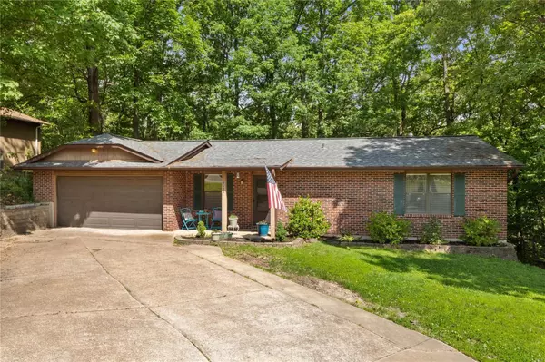 5189 N Royale DR, Imperial, MO 63052