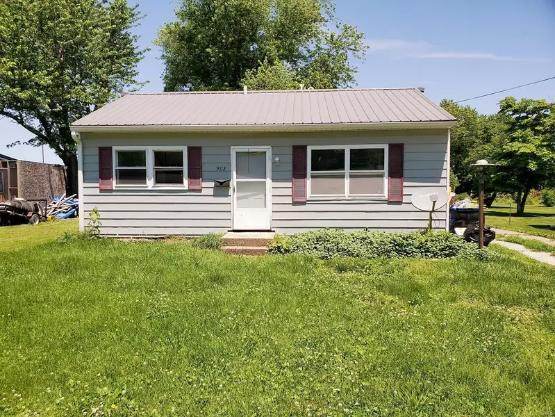 902 Hampton LN, Canton, MO 63435