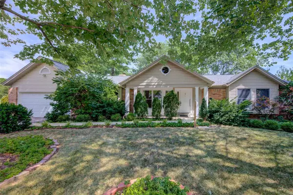 Warson Woods, MO 63122,511 Gray Barn LN