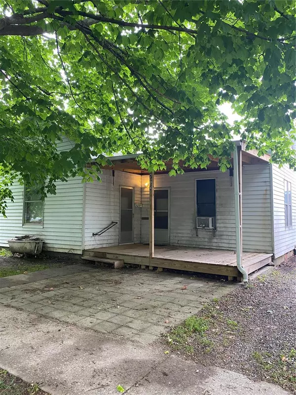 704 Clark Street, Canton, MO 63435