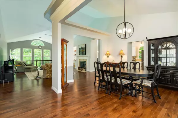 Ballwin, MO 63021,634 Castle Ridge DR