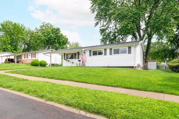 Florissant, MO 63031,1775 Yaqui DR