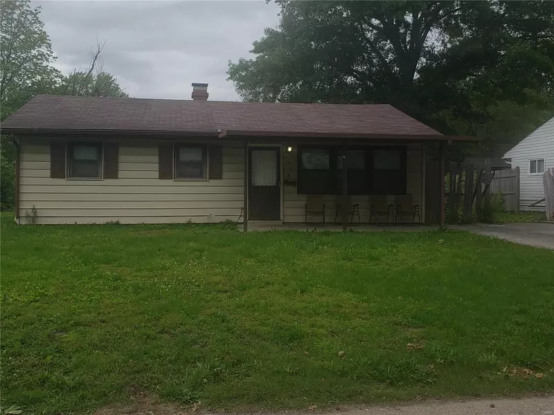 107 Dorcas DR, Cahokia, IL 62206