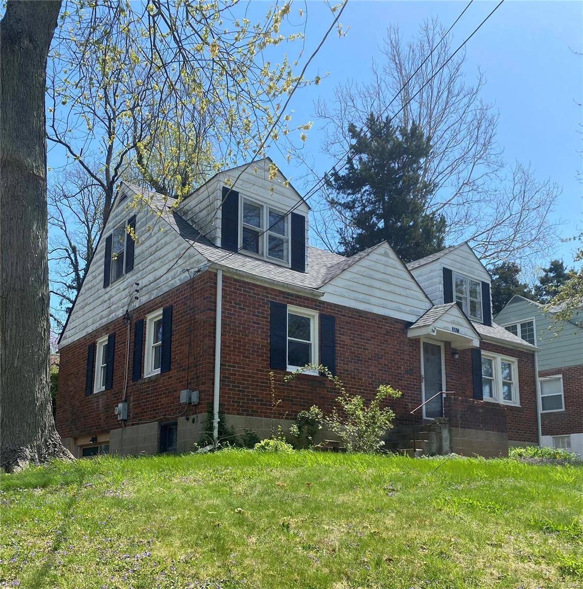 St Louis, MO 63114,3472 McKibbon RD