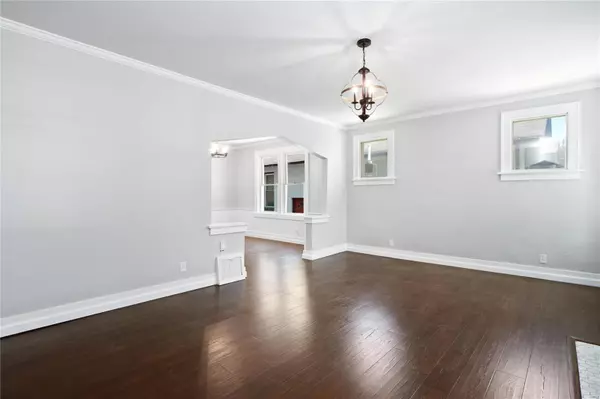 Webster Groves, MO 63119,745 Yale AVE