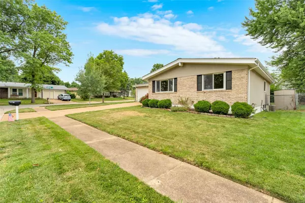 Maryland Heights, MO 63043,3096 Postport LN