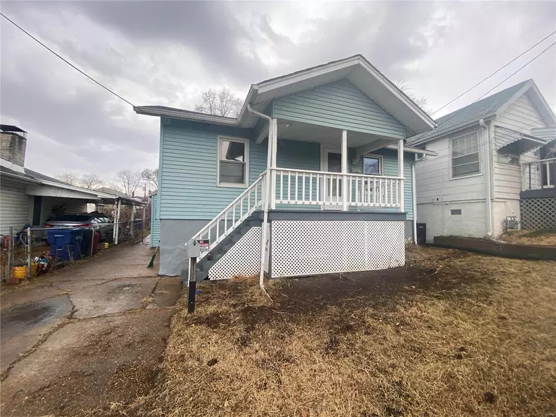 9927 Brook AVE, St Louis, MO 63125