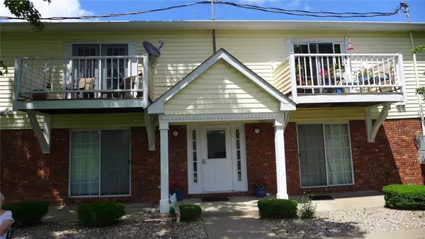 108 Huckleberry Heights DR, Hannibal, MO 63401