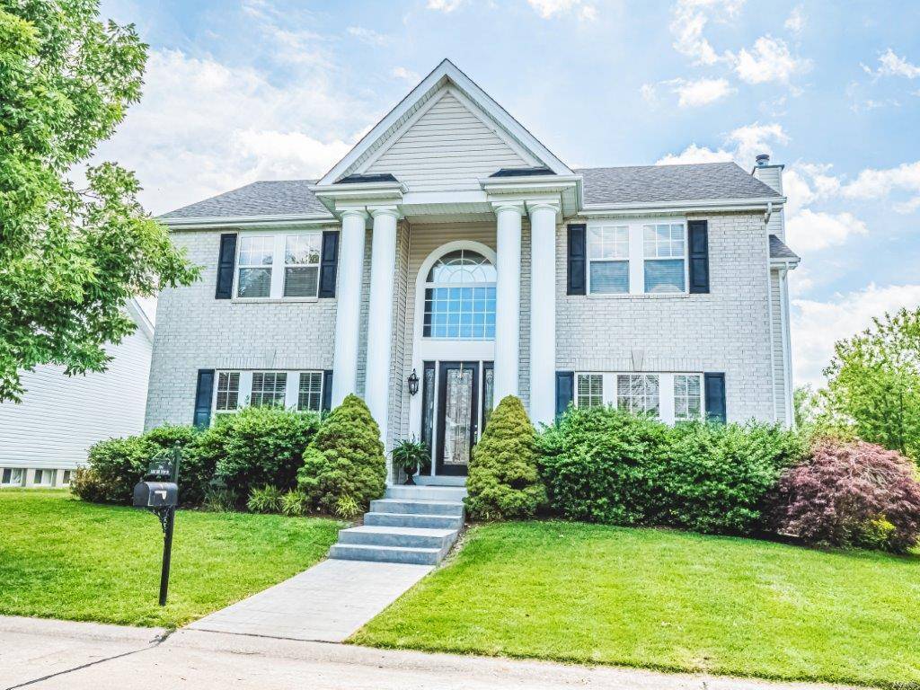 306 Lake Side View LN, St Peters, MO 63376