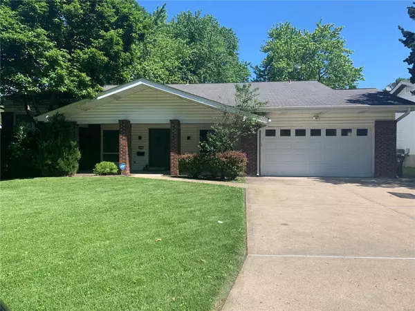 7427 Wagon Wheel, Hazelwood, MO 63042