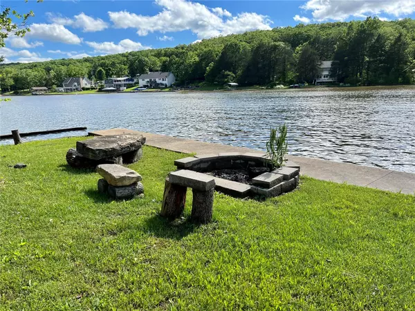 Owensville, MO 65066,0 Lakeshore Drive Lot #35