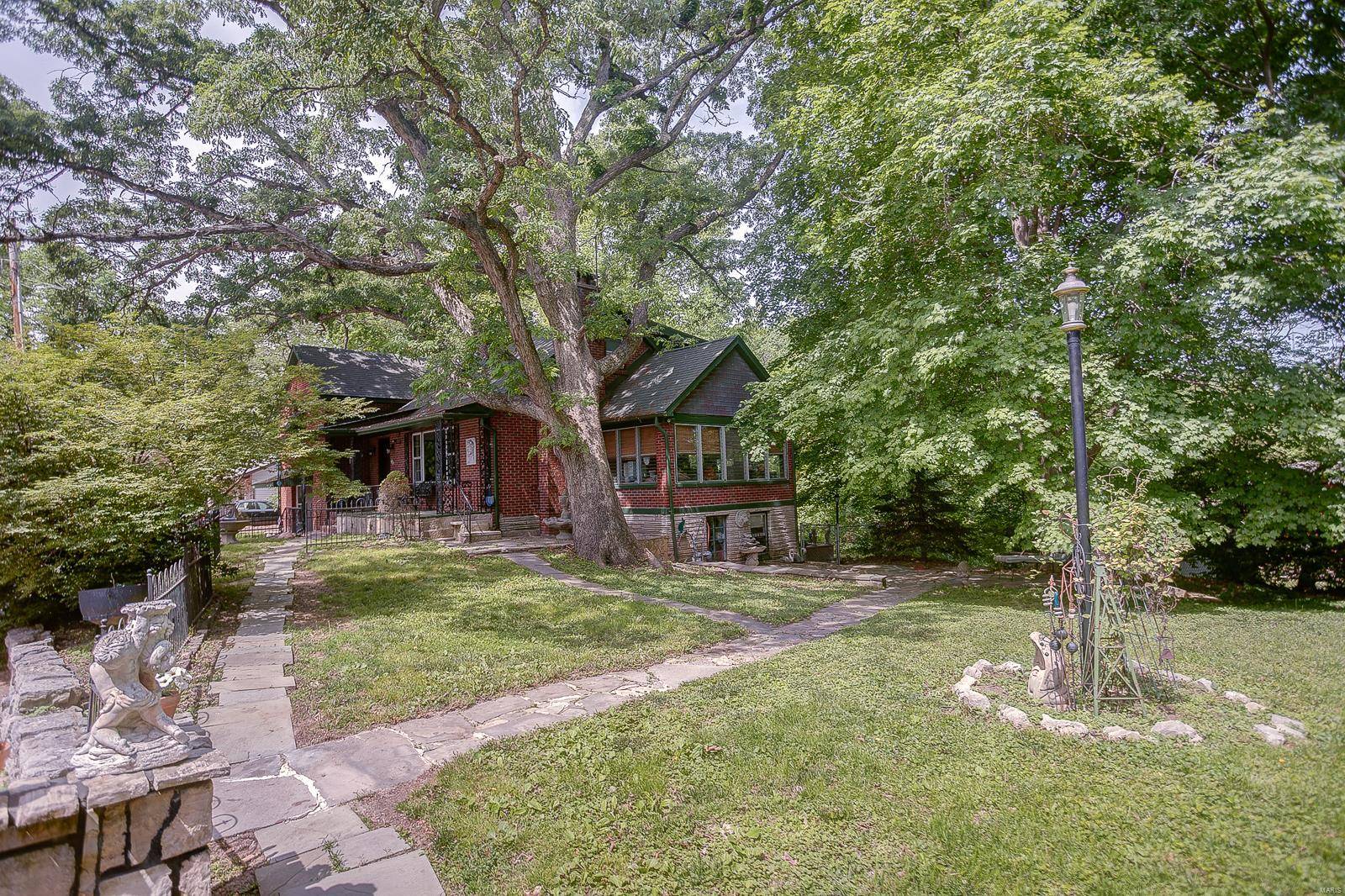 Fairview Heights, IL 62208,10 Hill DR