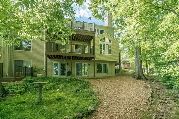 Ballwin, MO 63021,39 Ridgeview Circle CT