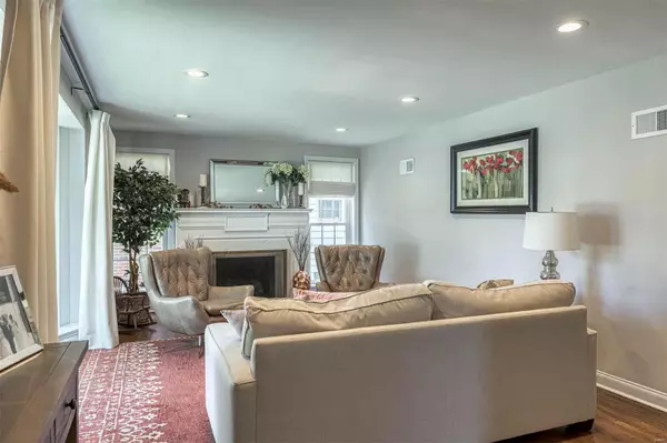 University City, MO 63130,7840 Lafon PL