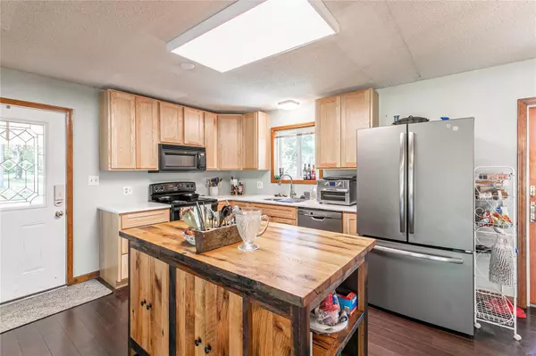 Poplar Bluff, MO 63901,2714 N 10th Street