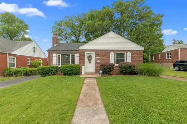 Berkeley, MO 63134,8907 Guthrie Avenue