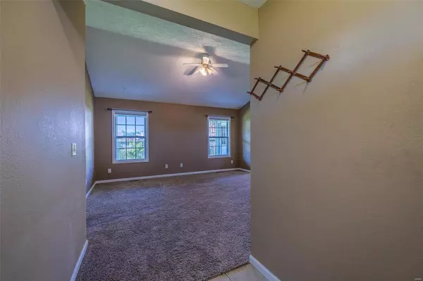 Lebanon, MO 65536,1216 Applelane DR
