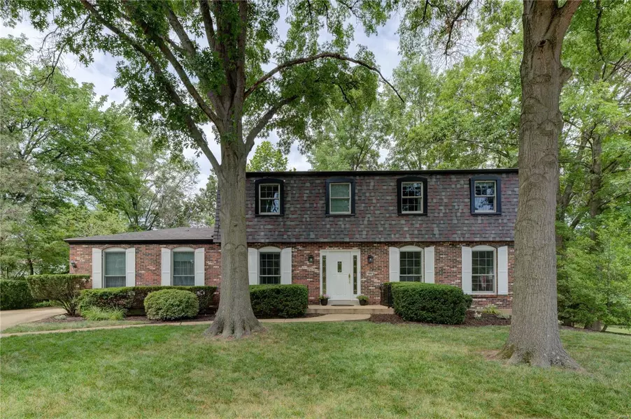 101 Deer Meadows CT, Ballwin, MO 63011