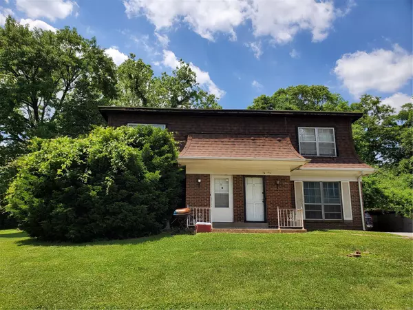 11 Nottingham LN, Belleville, IL 62223