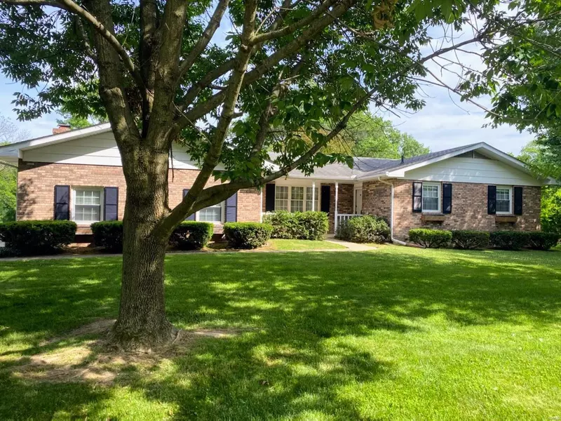 5 Glen Hollow Road, Glen Carbon, IL 62034