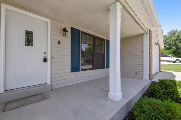 St Peters, MO 63376,9 Spring Way DR