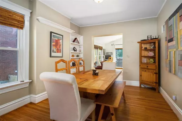 Webster Groves, MO 63119,716 Summit AVE