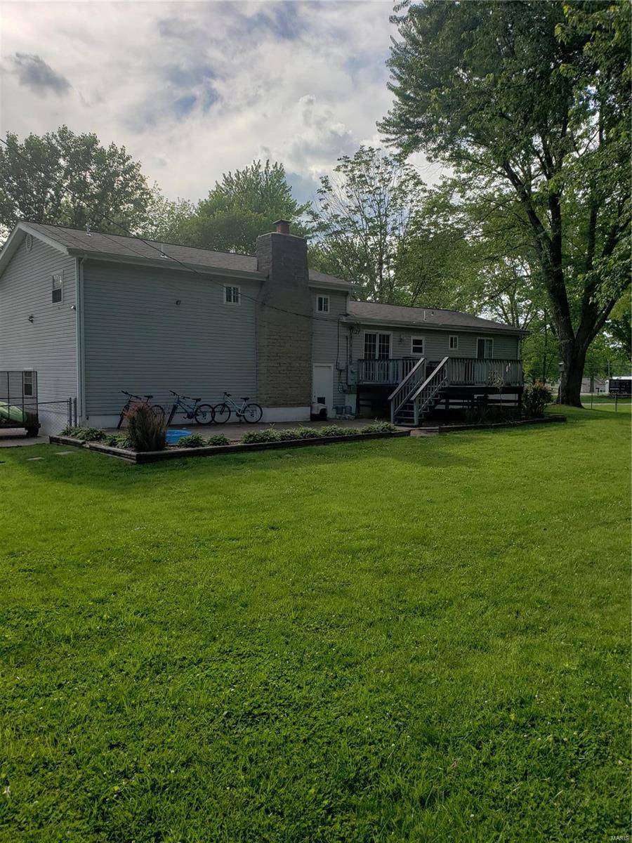 Cuba, MO 65453,2246 Lakeshore DR