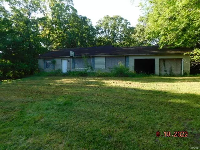 7881 Woodland DR, Dittmer, MO 63023