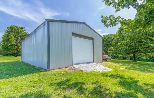 Lebanon, MO 65536,19535 JASPER RD