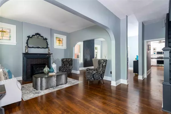 St Louis, MO 63108,4136 W Pine BLVD