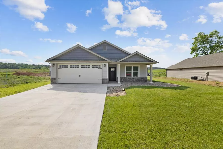 10114 Brookside DR, Potosi, MO 63664