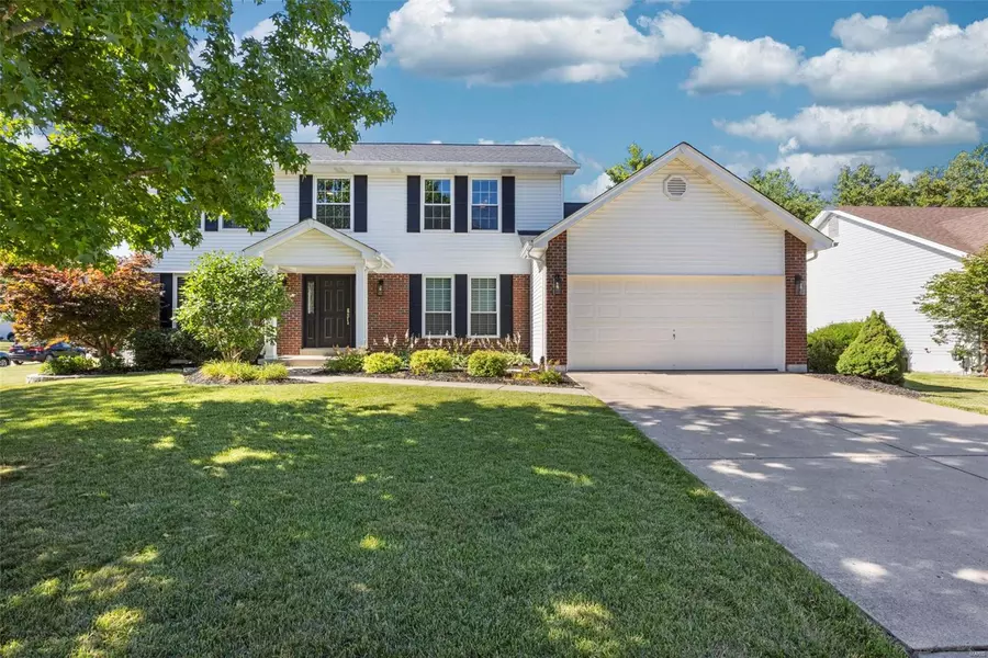 4011 Treeshadow DR, St Peters, MO 63376