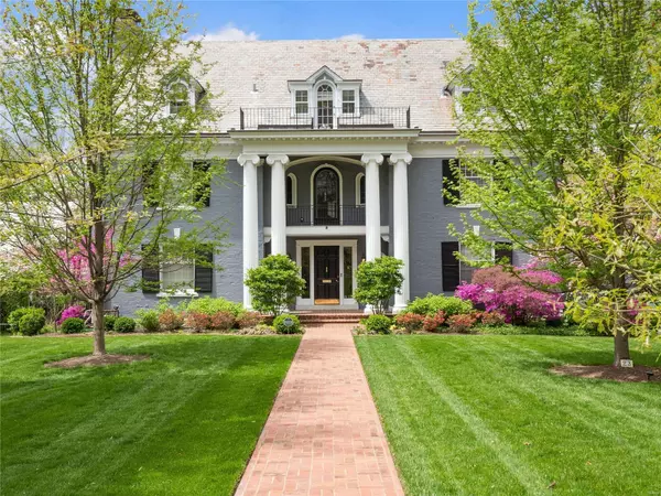 23 Fair Oaks DR, Ladue, MO 63124