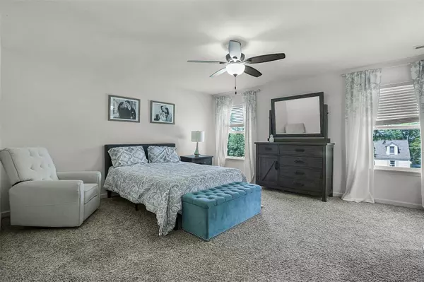 St Louis, MO 63146,2020 Maryland Oaks CIR
