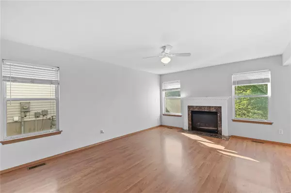 Hazelwood, MO 63042,4954 Hurstborough CT