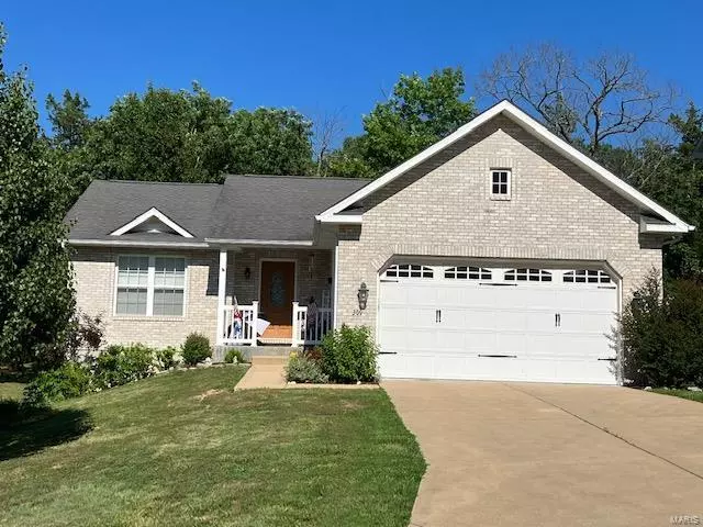 309 N Thomas ST, De Soto, MO 63020