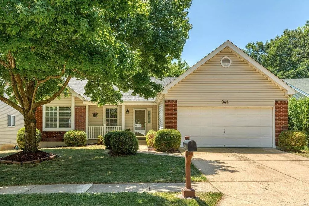 Manchester, MO 63088,944 Big Bend Station DR